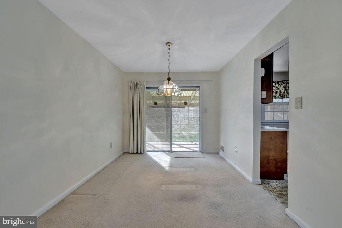 11319 Woodson Avenue photo 7