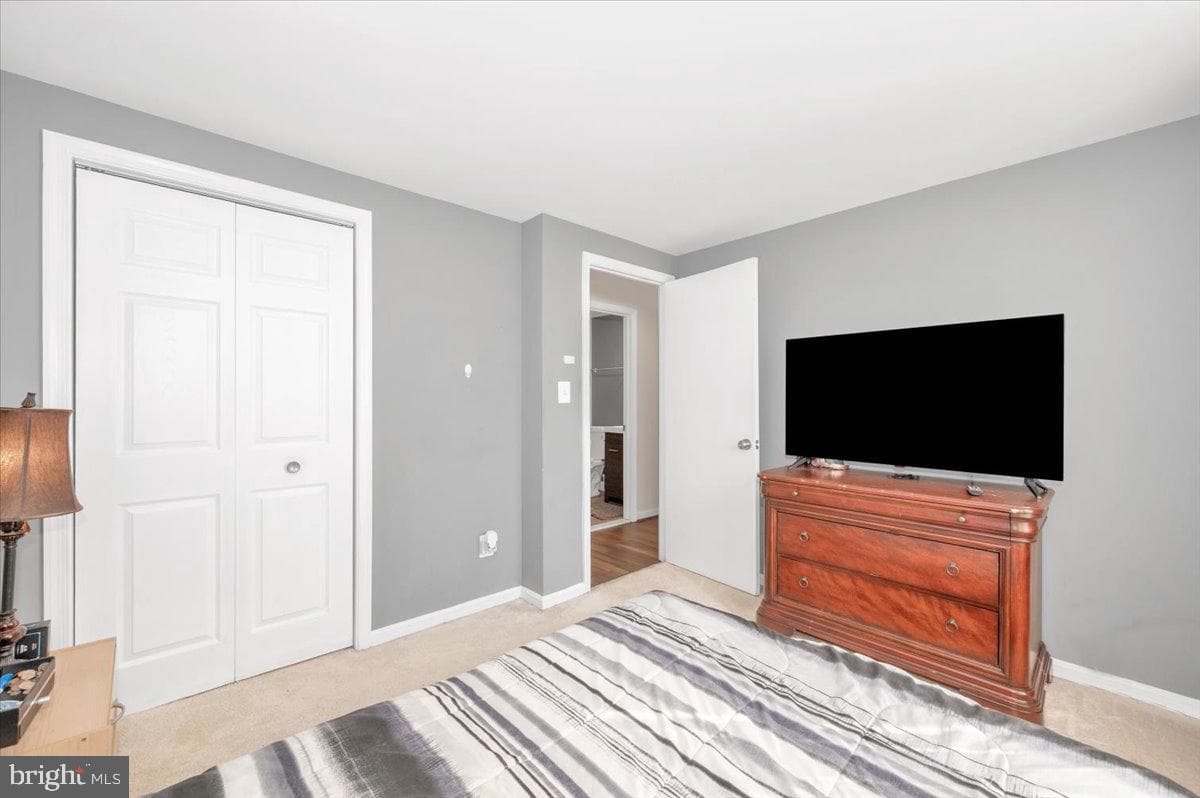 8724 Drexel Hill Place photo 40