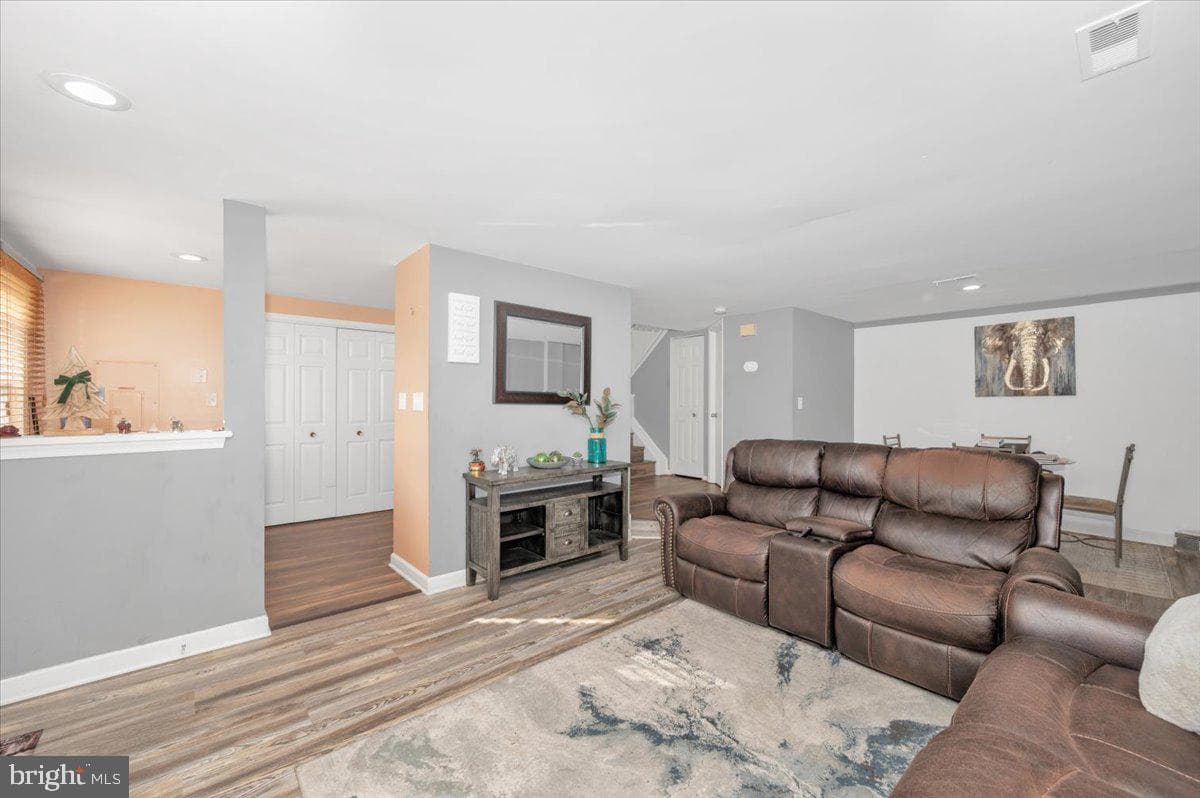 8724 Drexel Hill Place photo 8