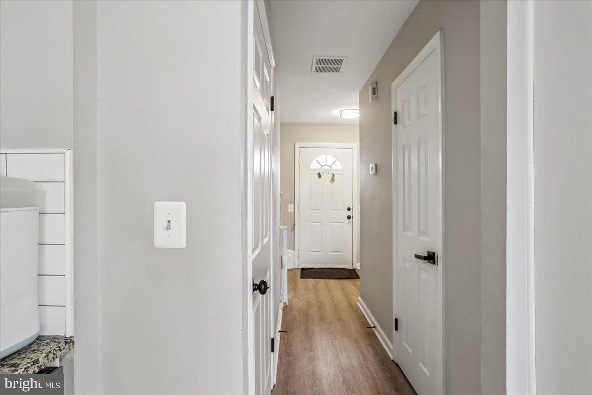 13036 Mill House Court photo 7