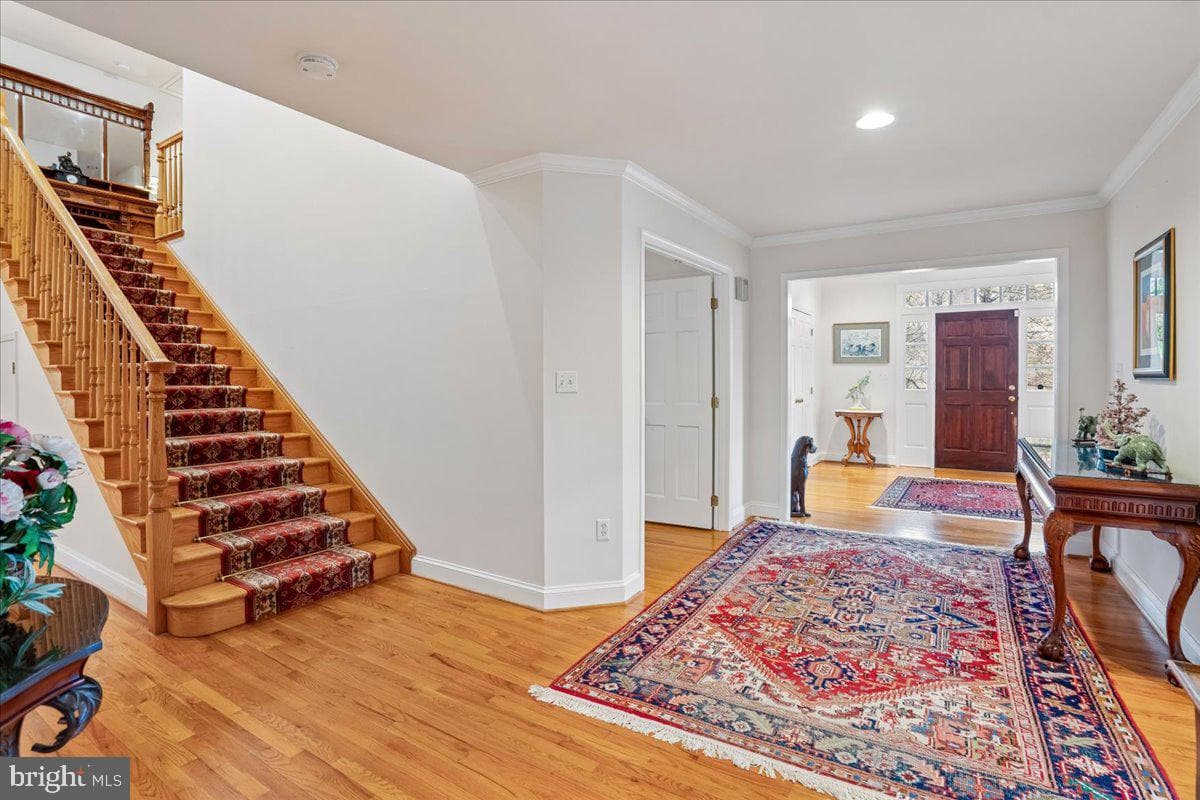 10810 Burbank Drive photo 4