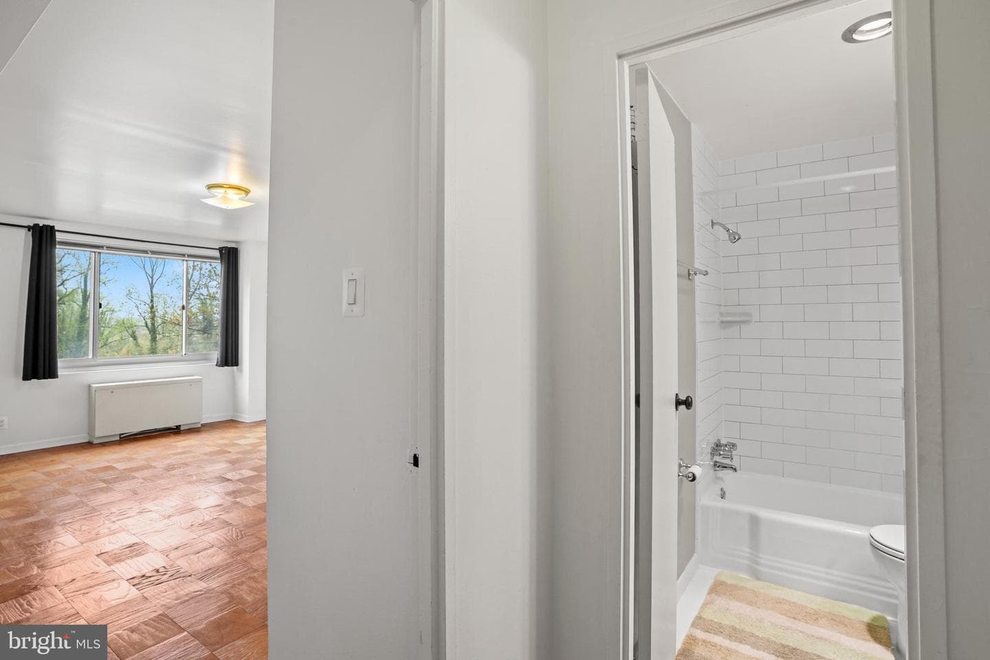 1900 Lyttonsville Road #612 photo 10