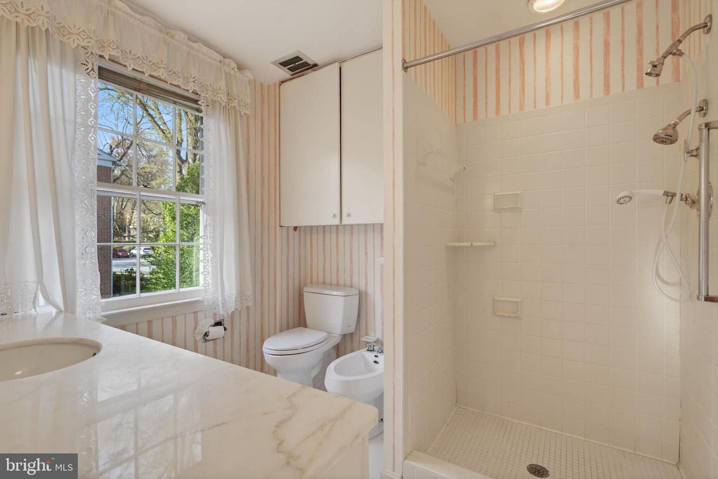 3512 Hamlet Place photo 29