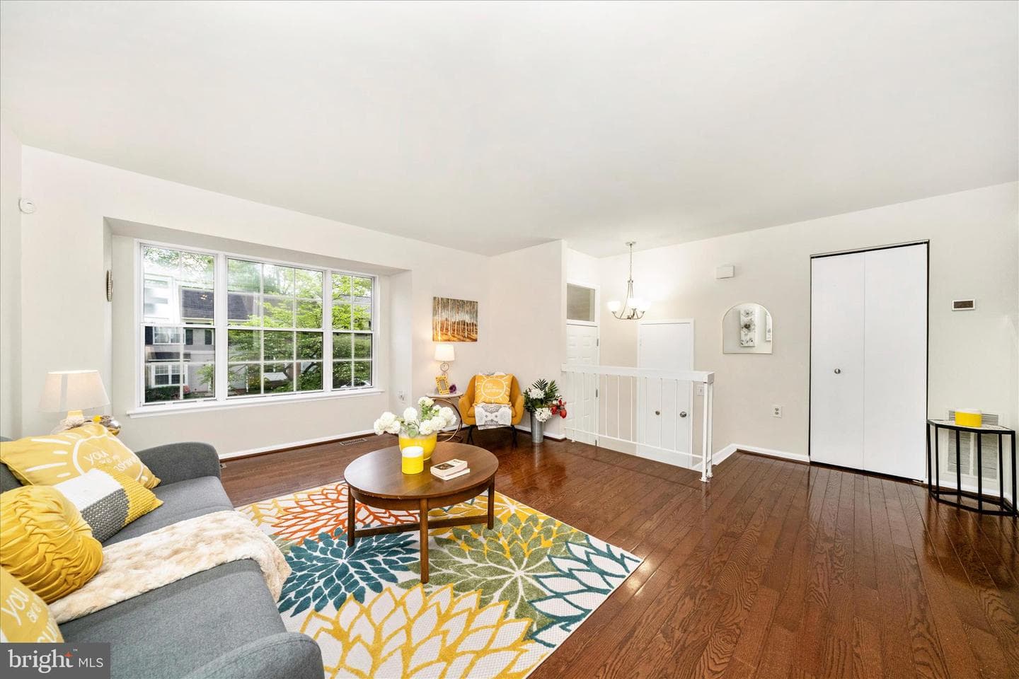 52 Cherry Bend Court photo 4