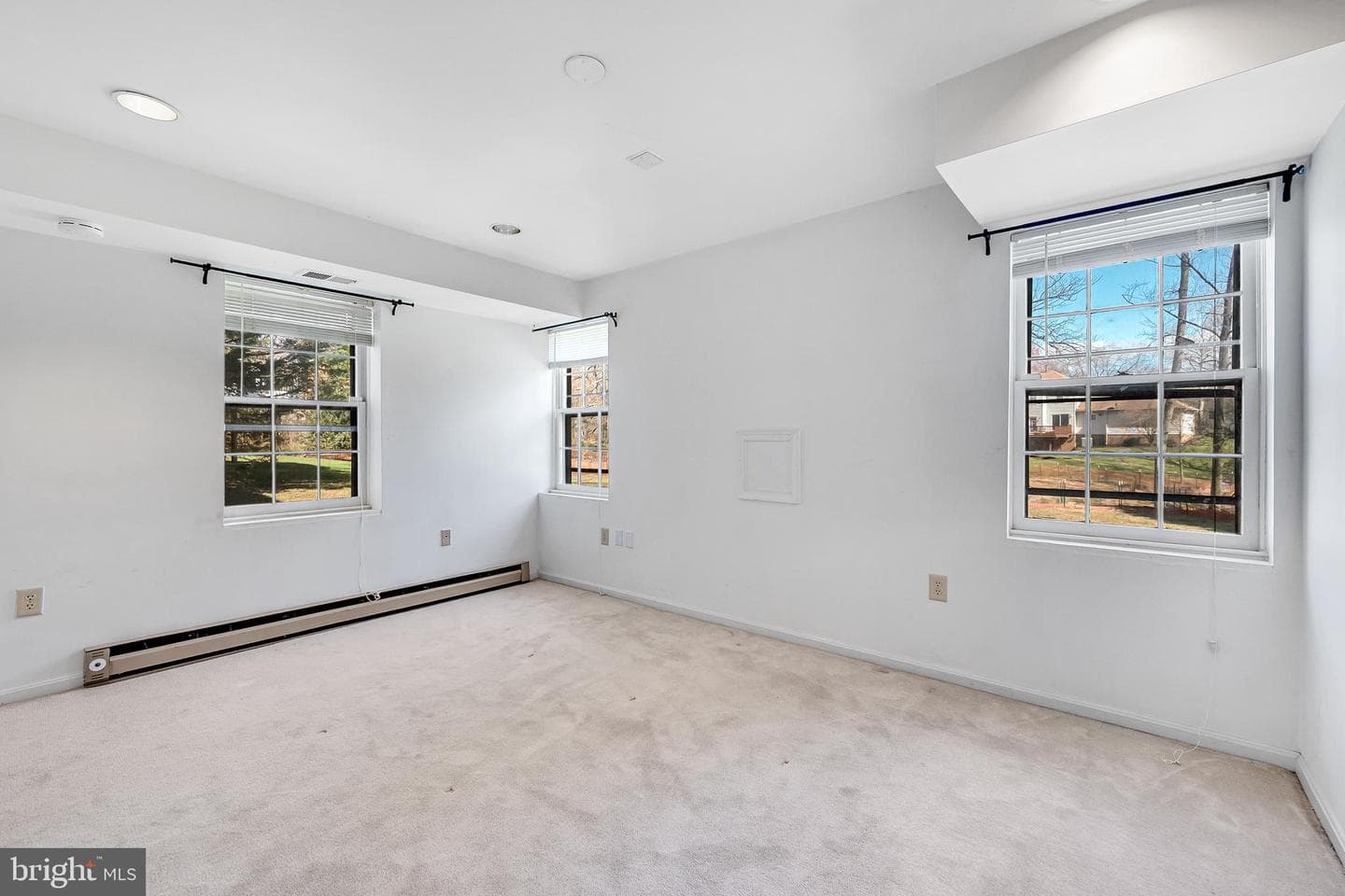 5825 Mossrock photo 31