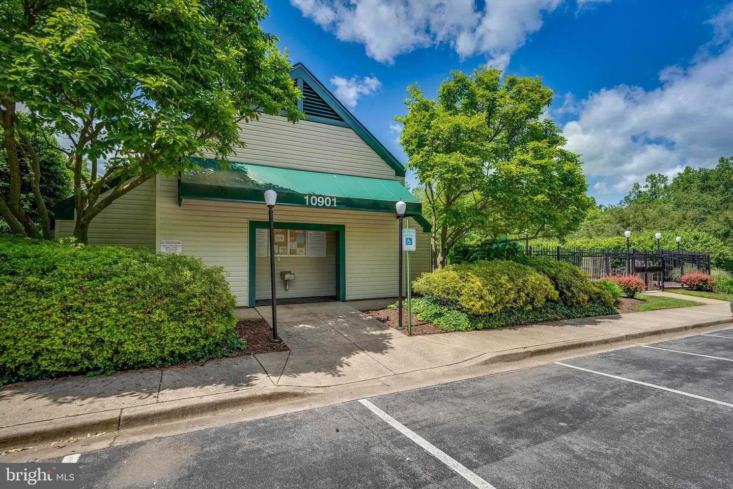 5825 Mossrock photo 45