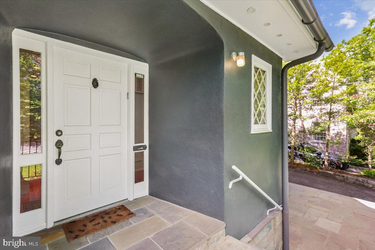 6404 Western Avenue photo 102