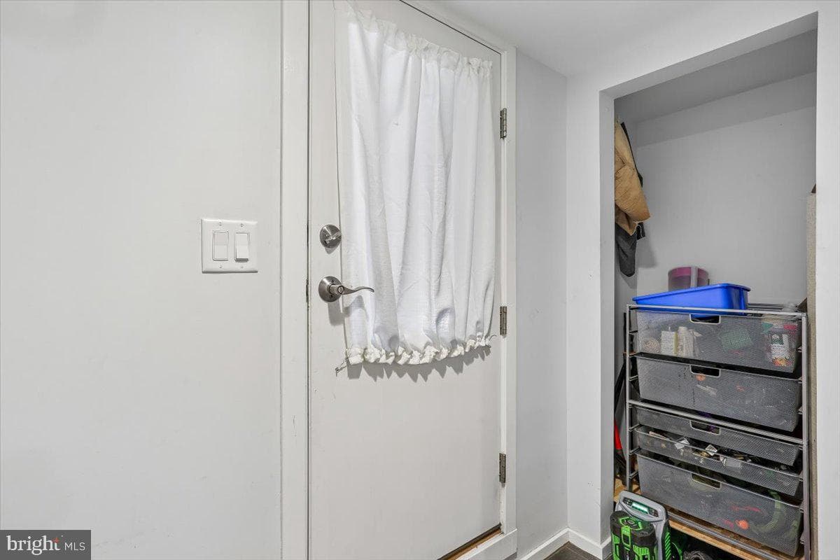 6404 Western Avenue photo 74
