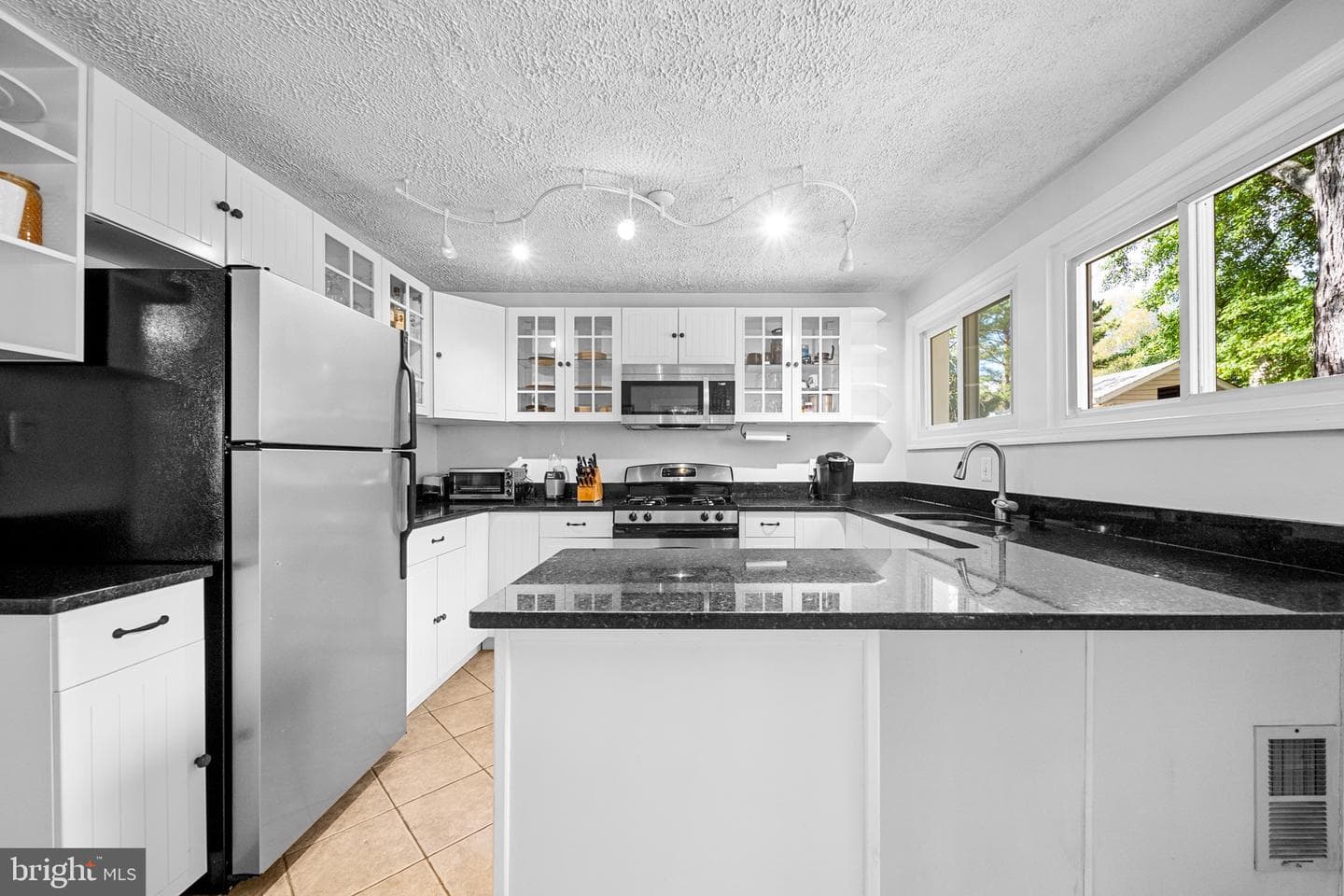 12312 Valleywood Drive photo 7