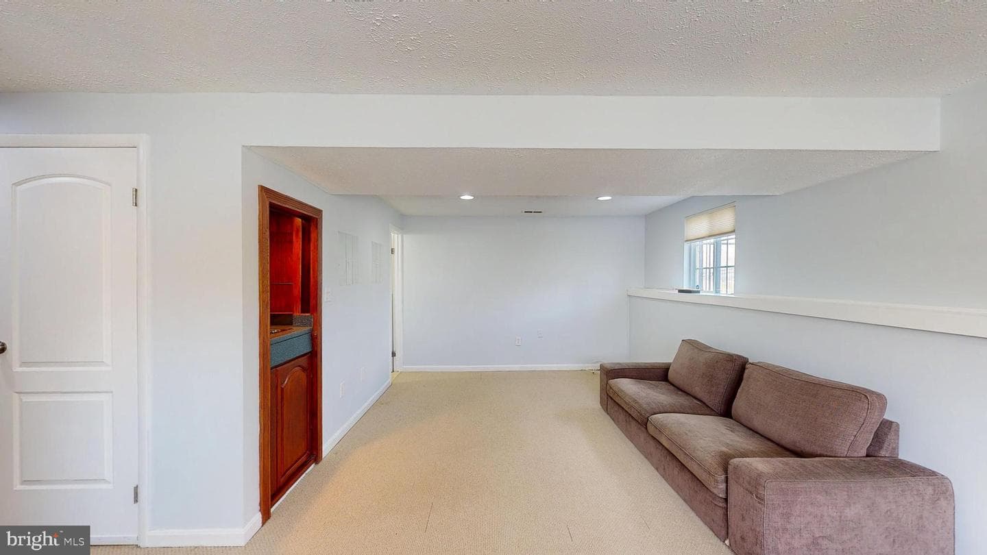 7701 Ivy Oak Drive photo 45