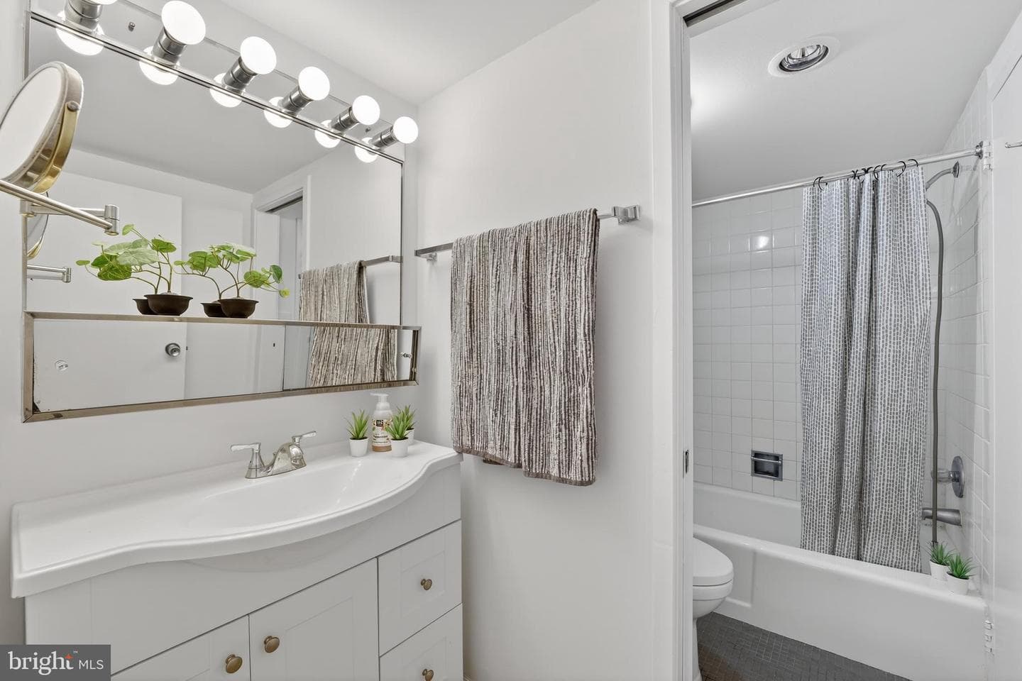5500 Friendship Boulevard #1728n photo 13