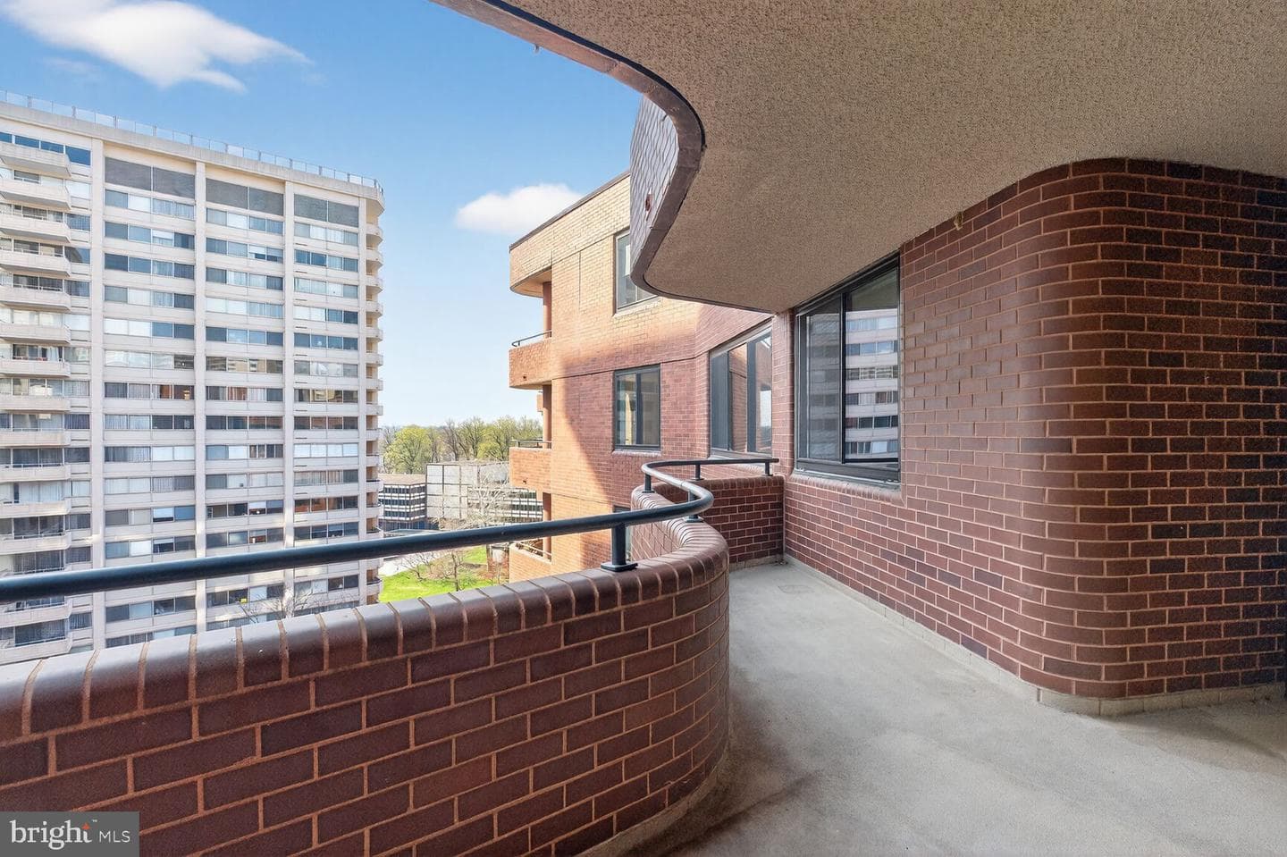4550 N Park Avenue N #914 photo 12