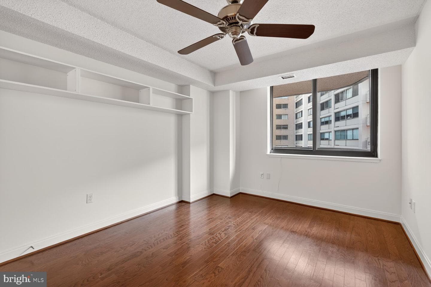 4550 N Park Avenue N #914 photo 16