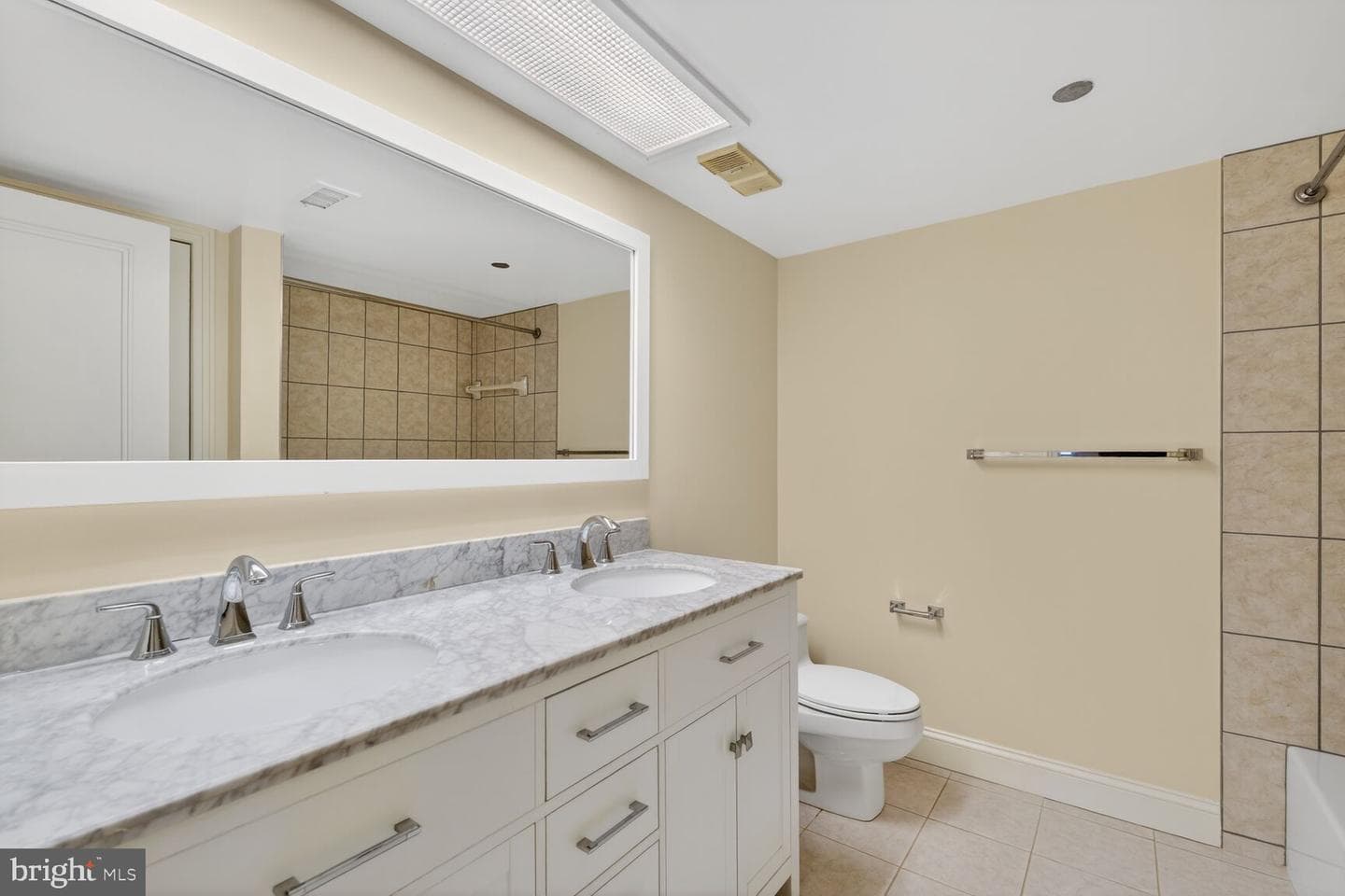 4550 N Park Avenue N #914 photo 20