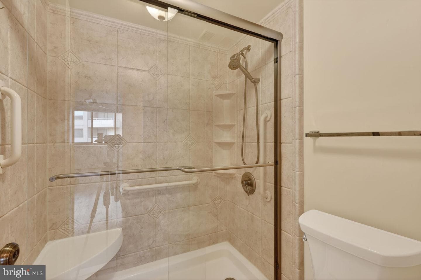 4550 N Park Avenue N #914 photo 29