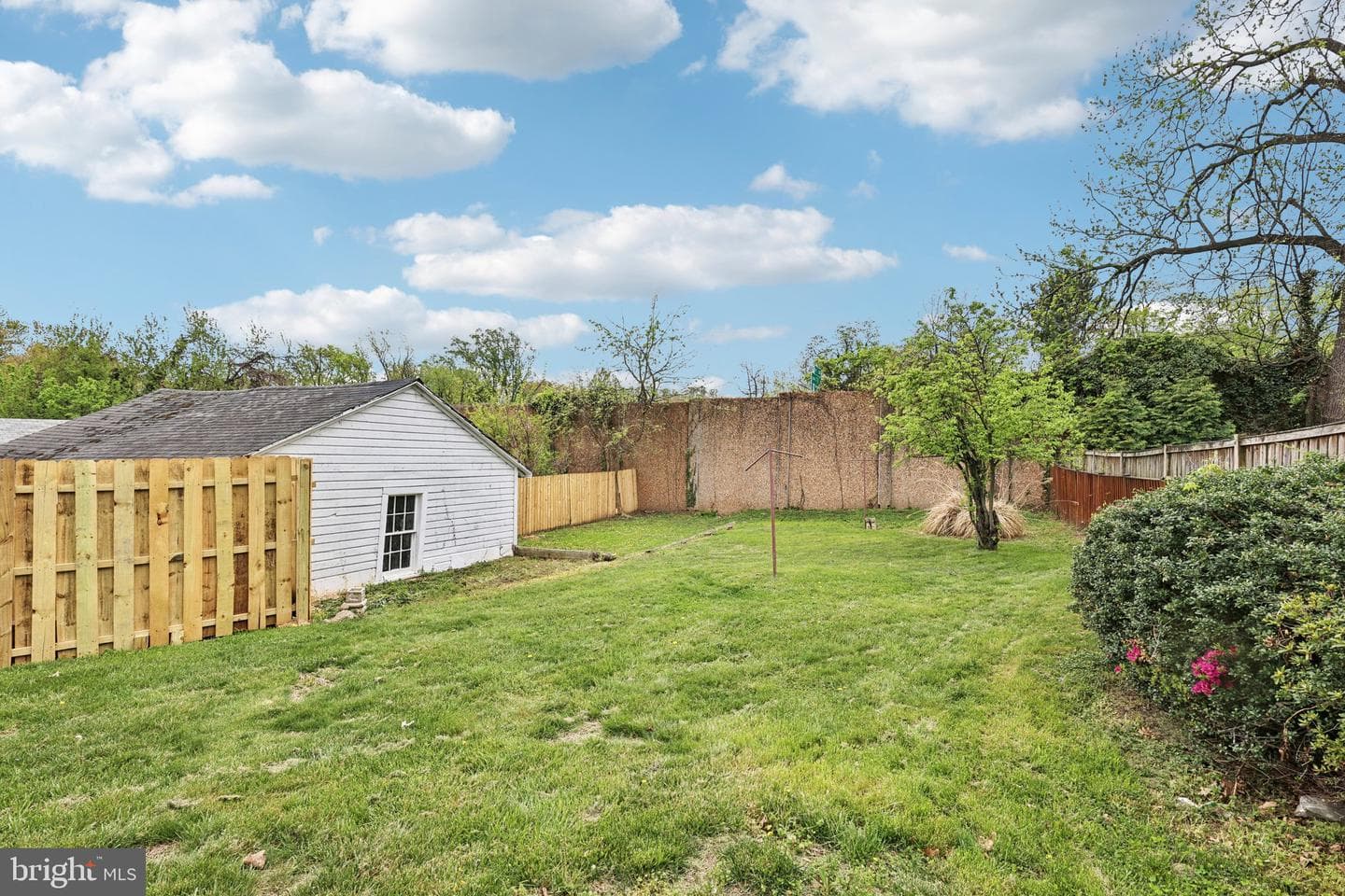 812 Forest Glen Road photo 51