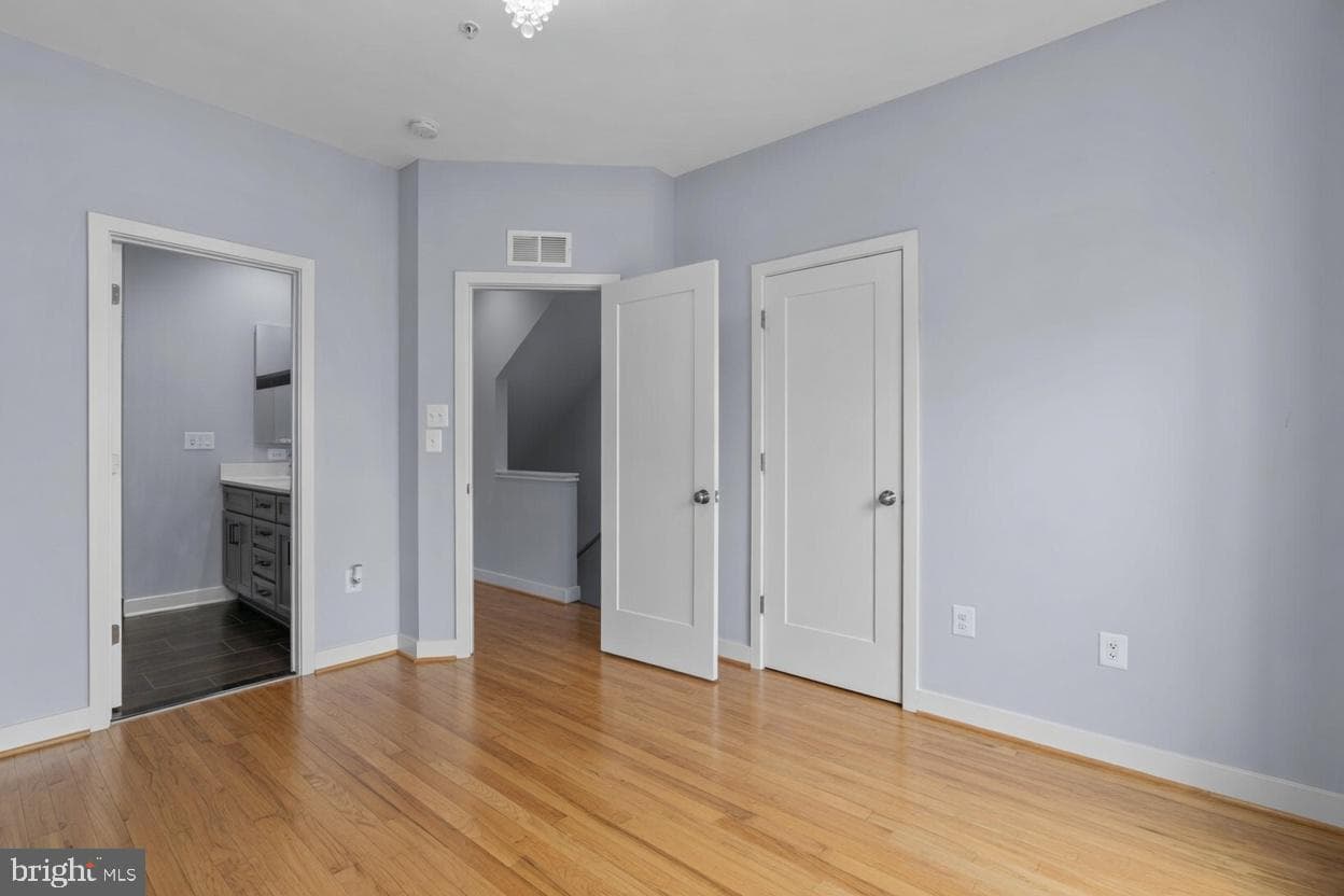 8087 Tribeca Street photo 17