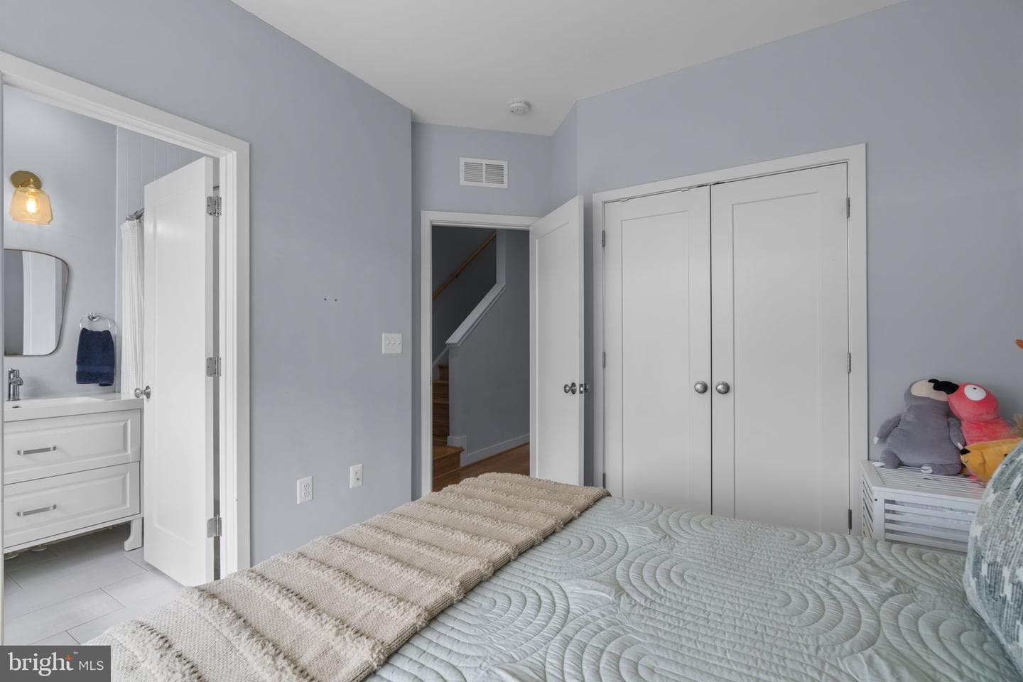 8087 Tribeca Street photo 22