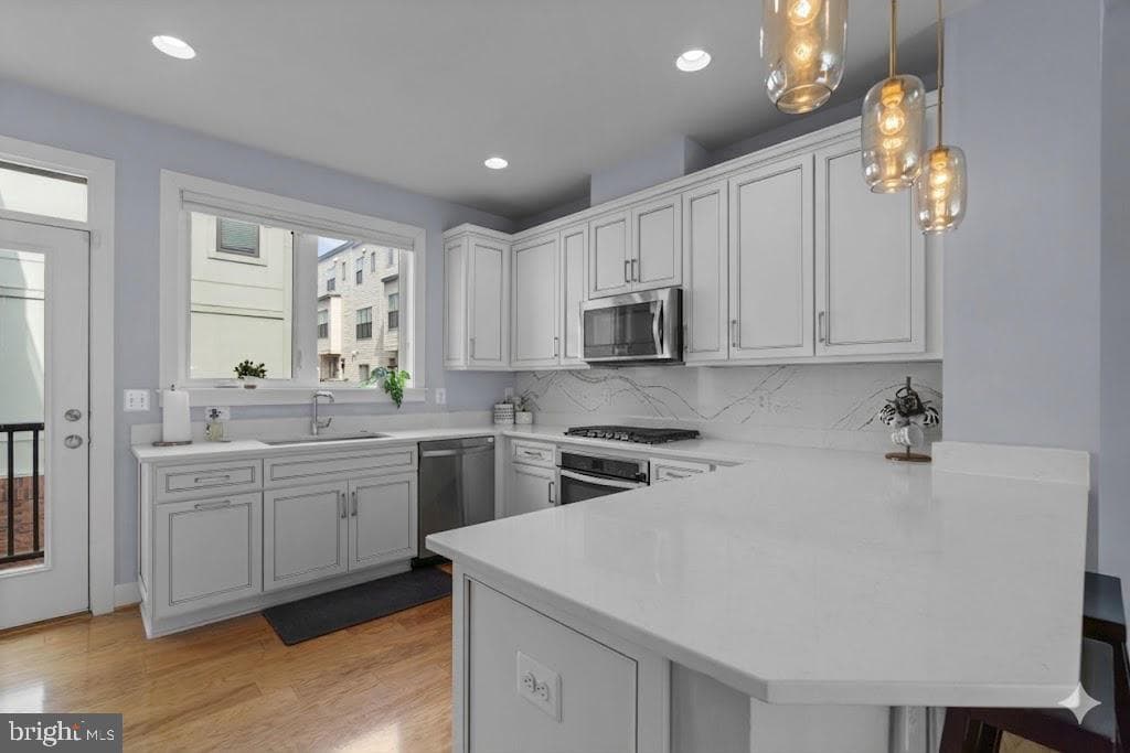 8087 Tribeca Street photo 6