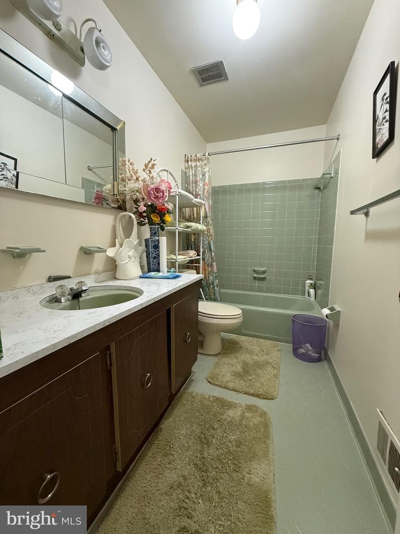 14004 Northwyn Drive photo 16
