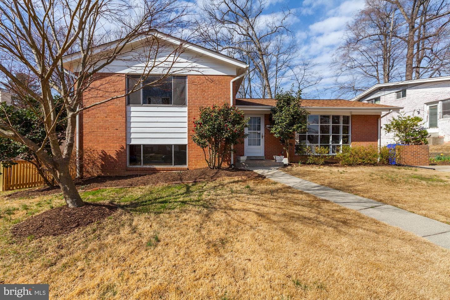 6400 Redwing Road
