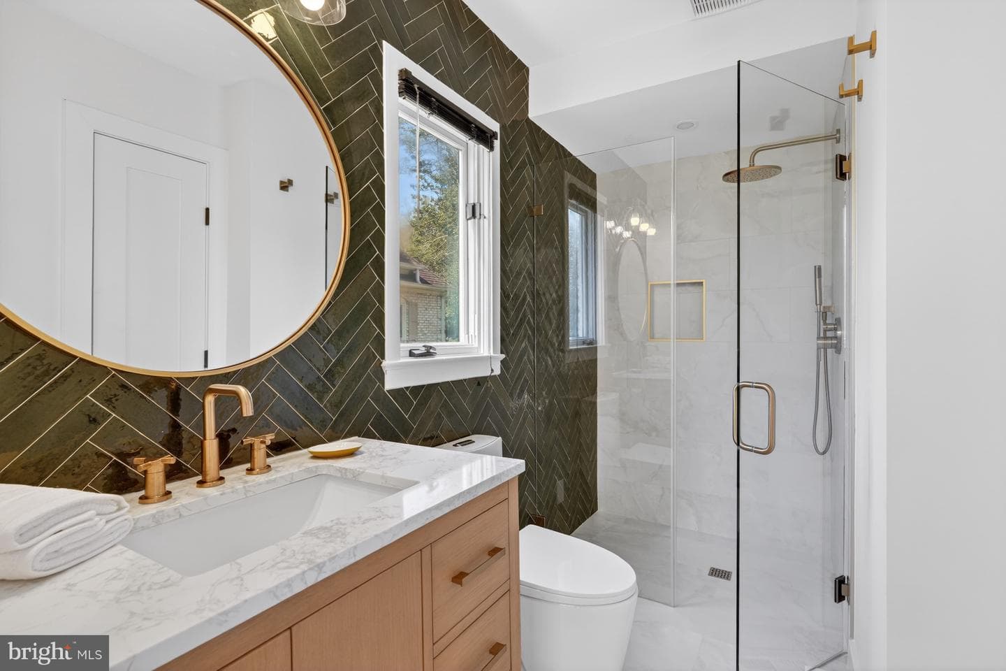 7126 Darby Road photo 21