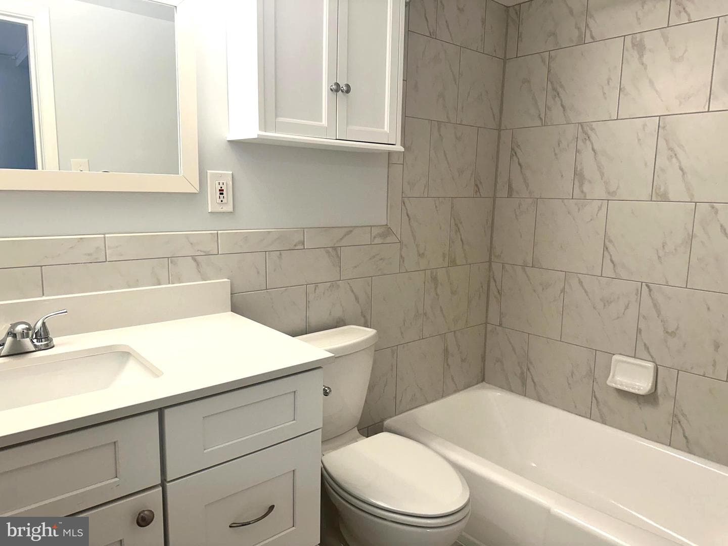 8315 N Brook Lane #2-902 photo 16