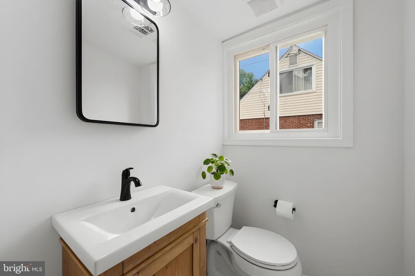 9912 Grayson Avenue photo 20