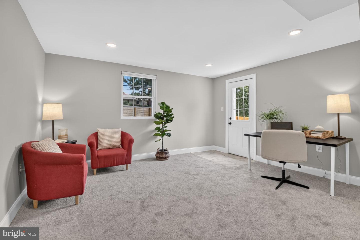 211 Charles Street photo 18