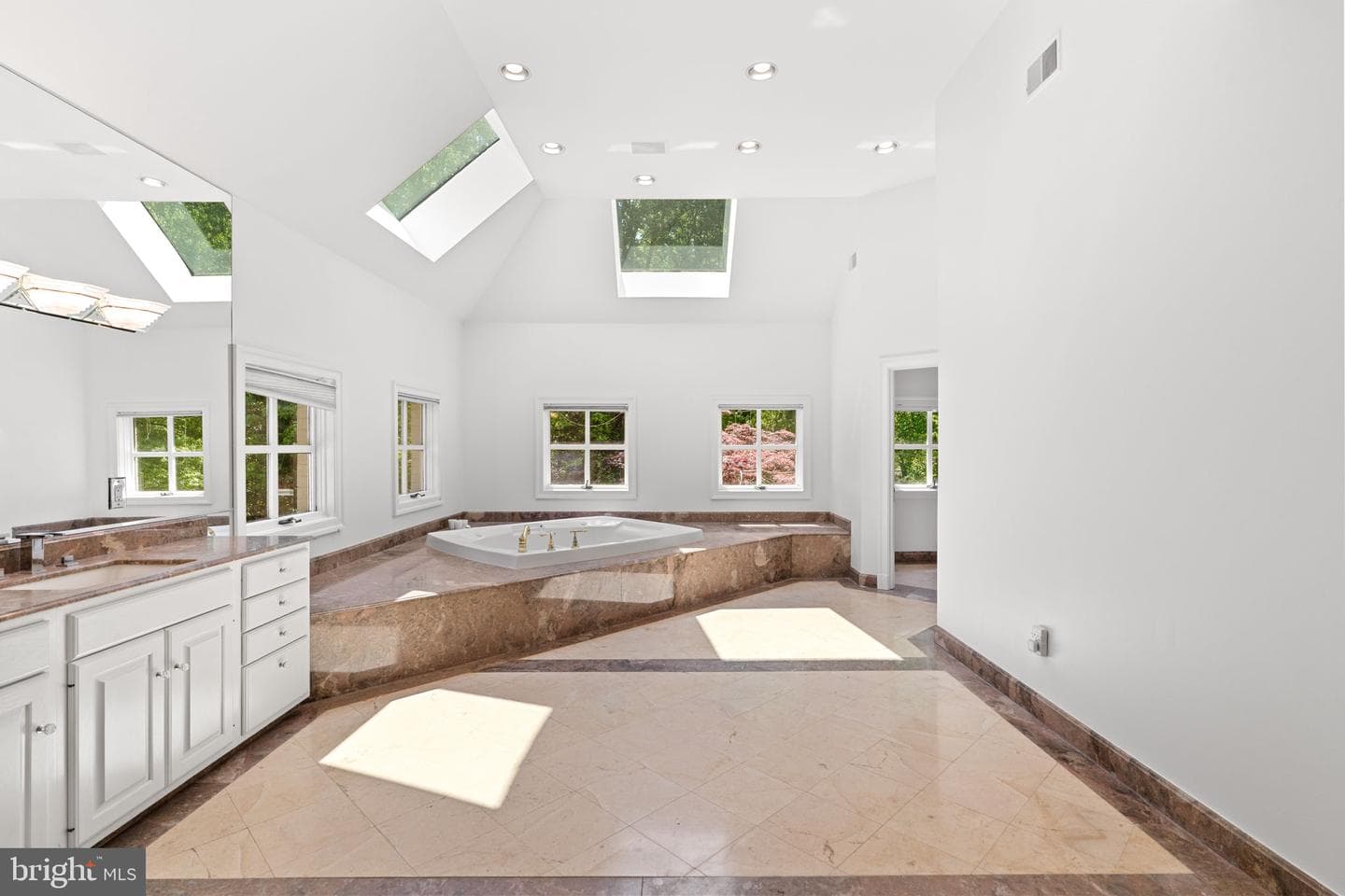 10823 Lockland photo 46