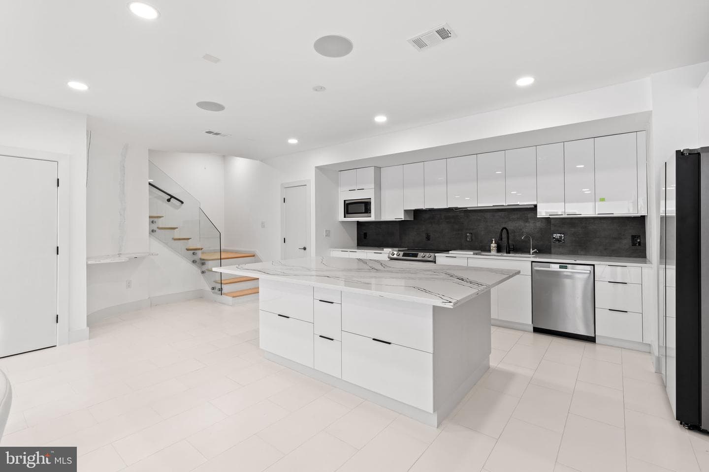 10823 Lockland photo 71