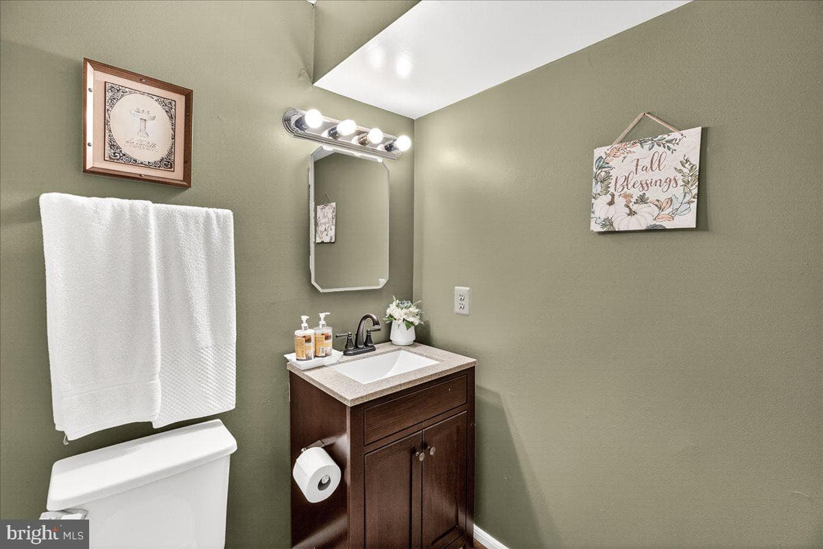1520 Ingram Terrace photo 37