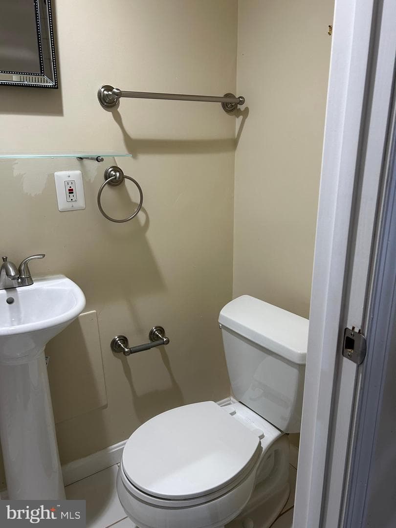 17 Habersham Court photo 38