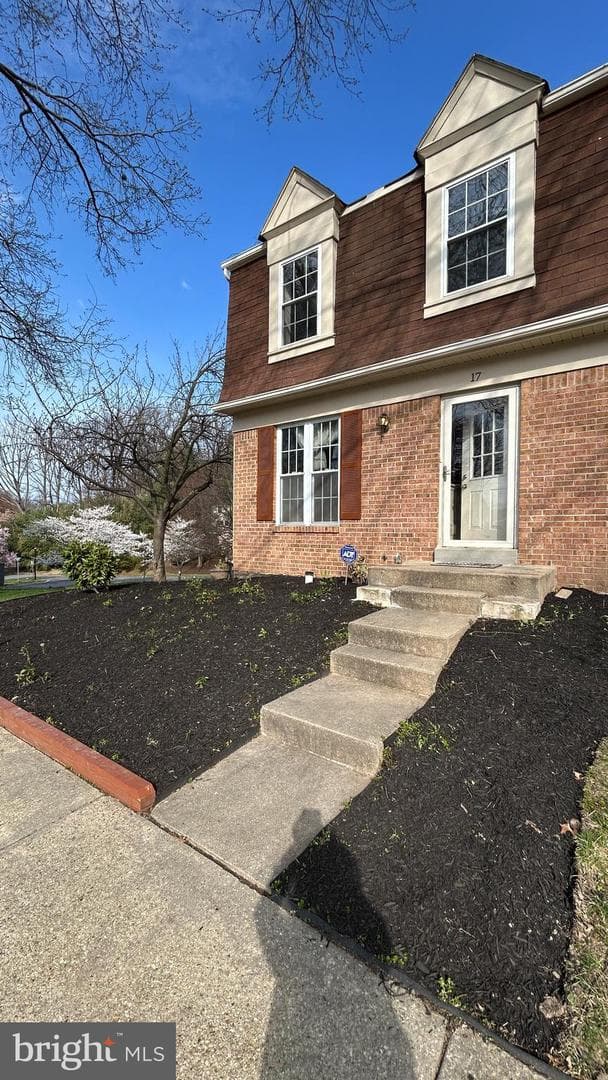 17 Habersham Court photo 4