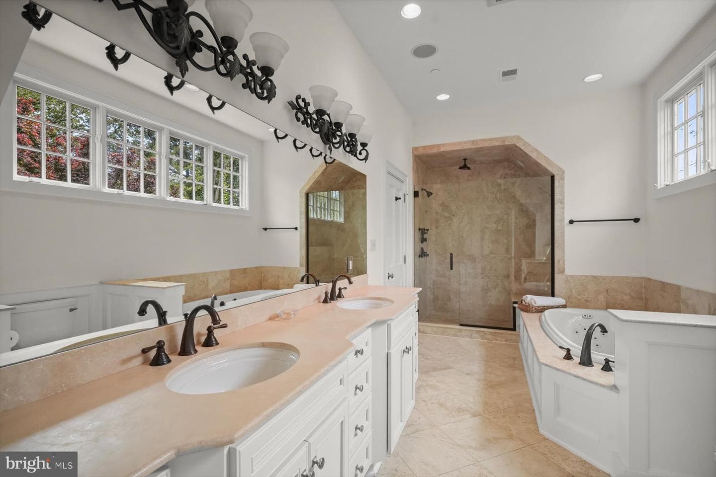 7506 Persimmon Tree Lane photo 30
