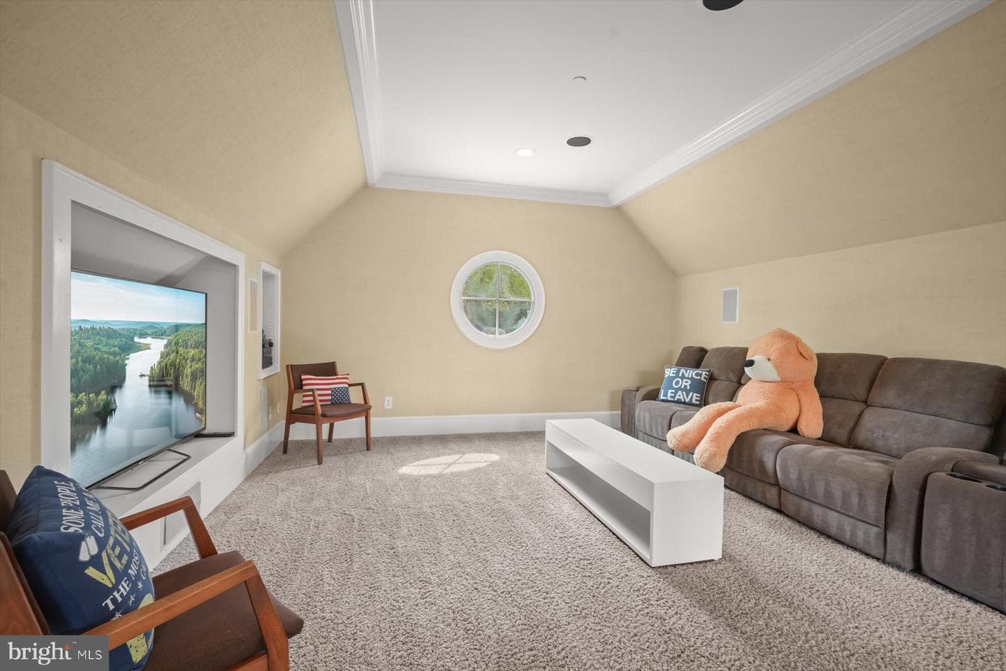 7506 Persimmon Tree Lane photo 41