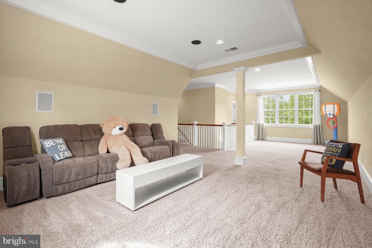 7506 Persimmon Tree Lane photo 42