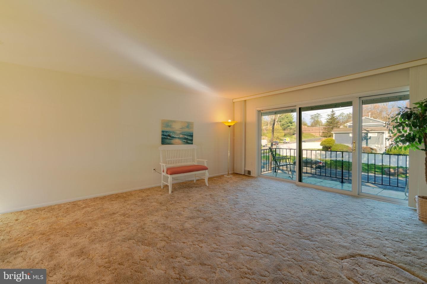 13820 Arctic Avenue photo 12