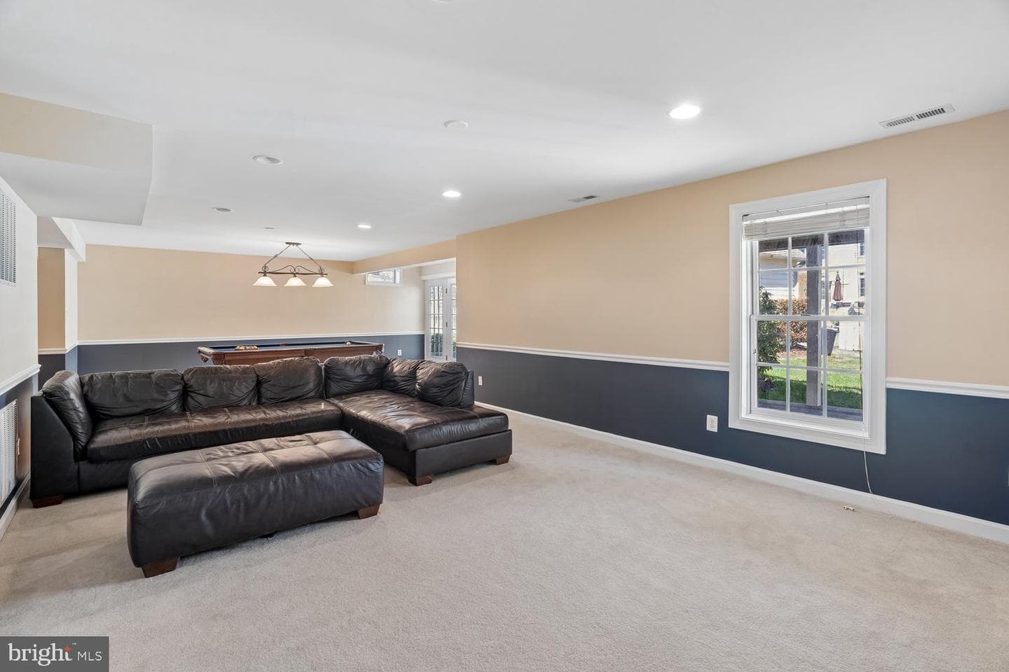 614 Linslade Street photo 41