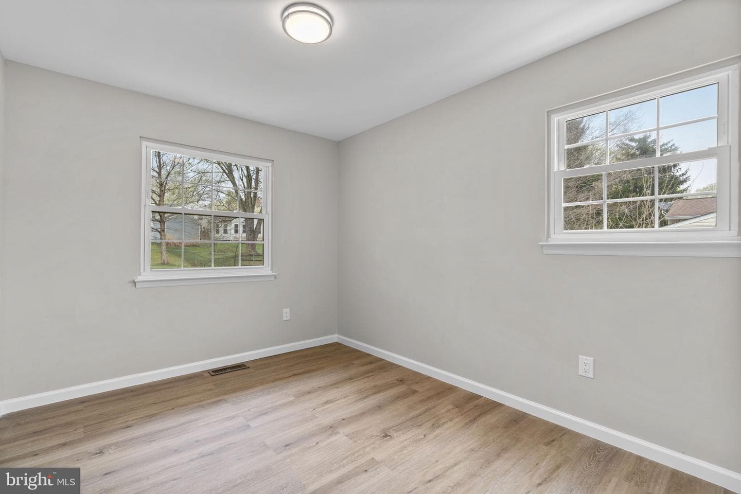 24320 Log House Road photo 21