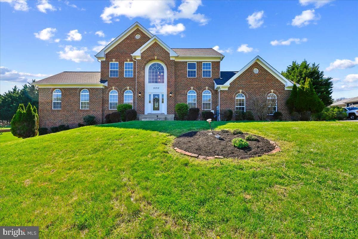 21712 Slidell Road photo 3