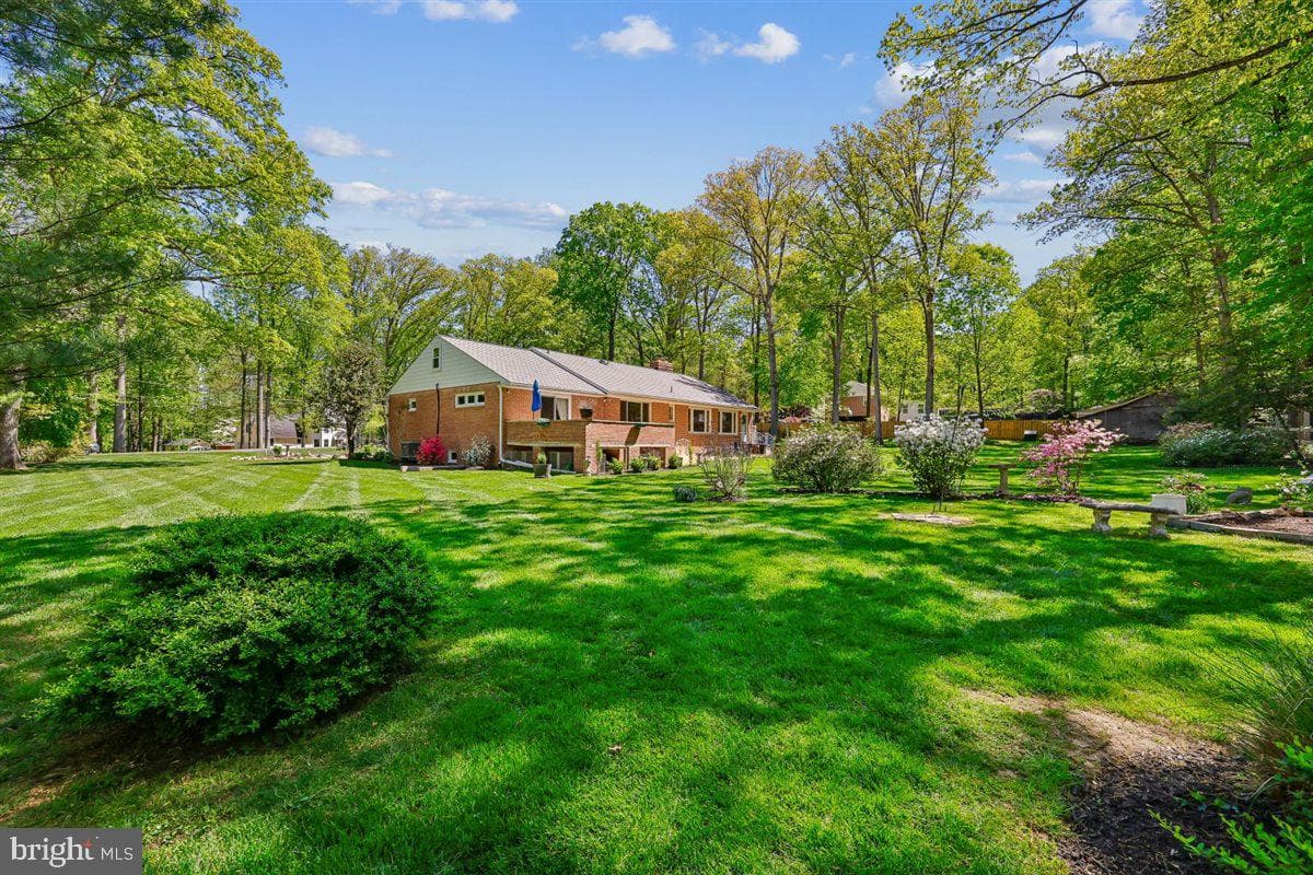 4318 Pinetree Road photo 80
