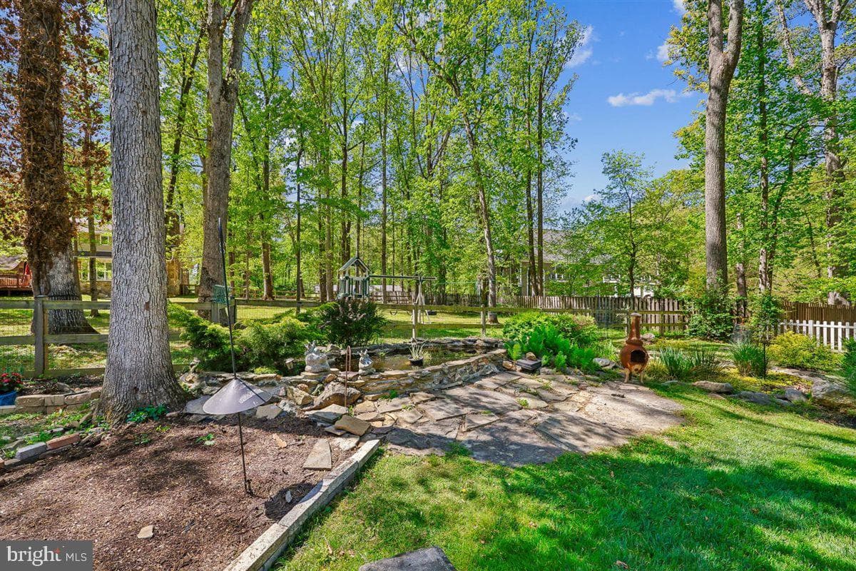 4318 Pinetree Road photo 99