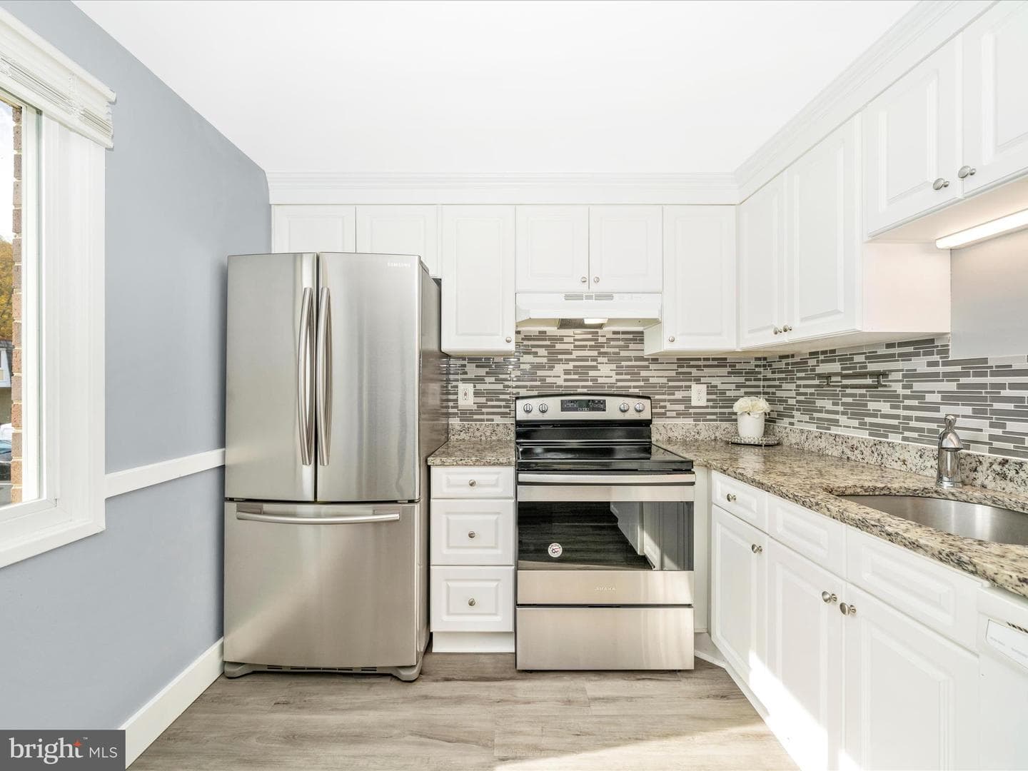 10513 Cambridge Court photo 17