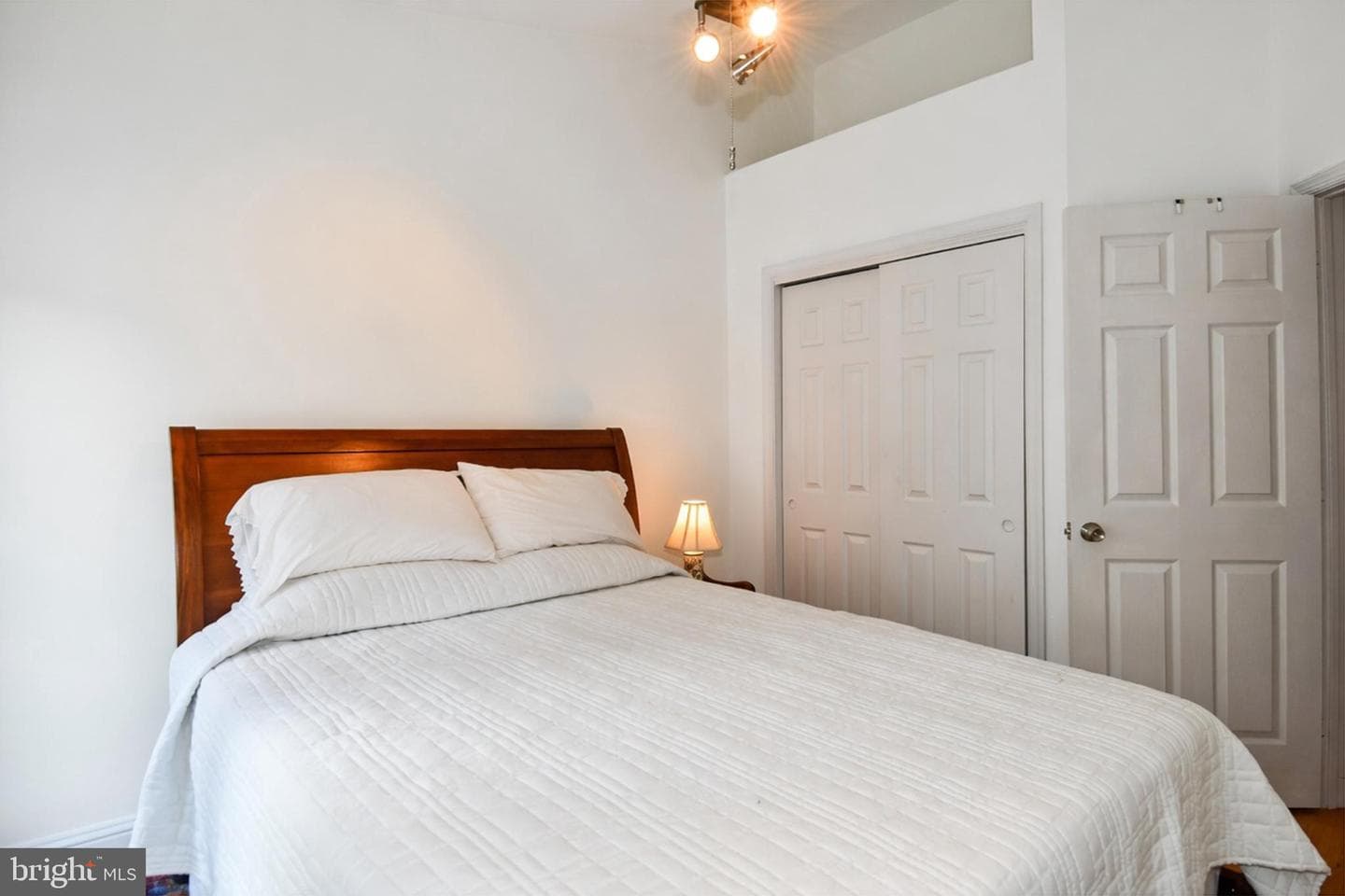 1040 Grand Oak Way photo 35
