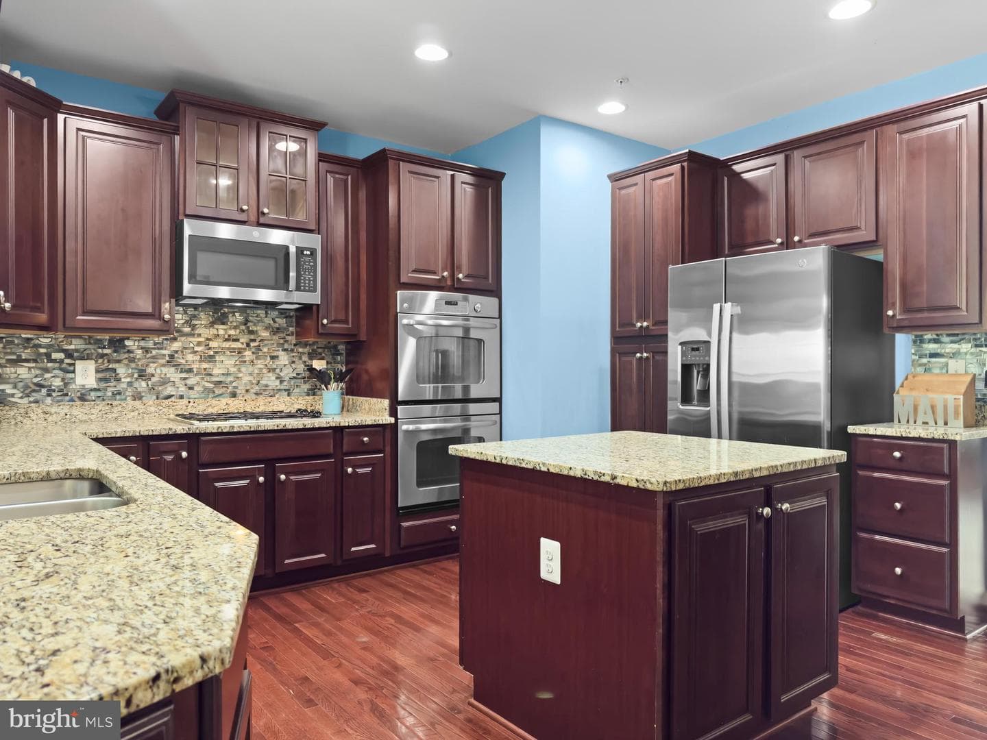 23402 Forest Haven Way photo 4