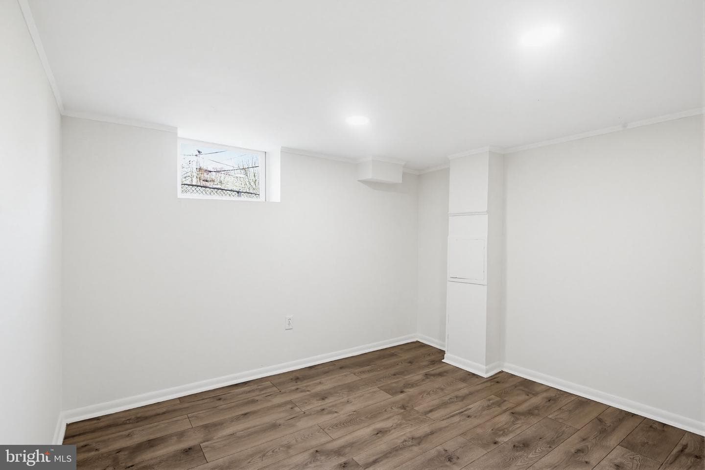 10202 Gardiner Avenue photo 26