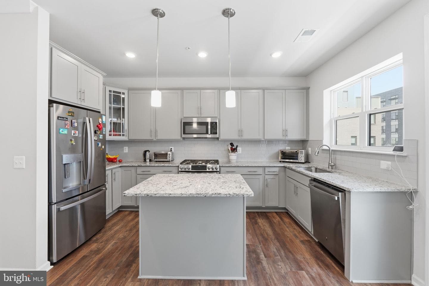 8150 Tompkins Street photo 4