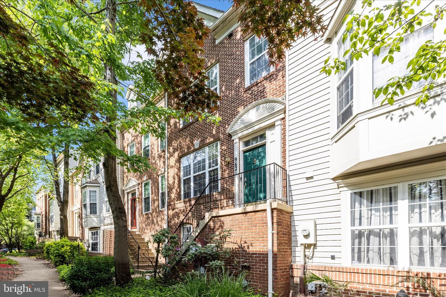 9621 Athens Place photo 39
