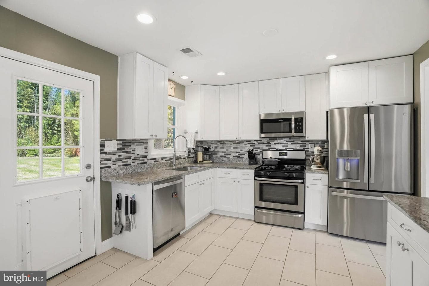 810 Venice Drive photo 10
